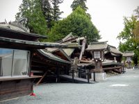 阿蘇神社にも降灰したようだ